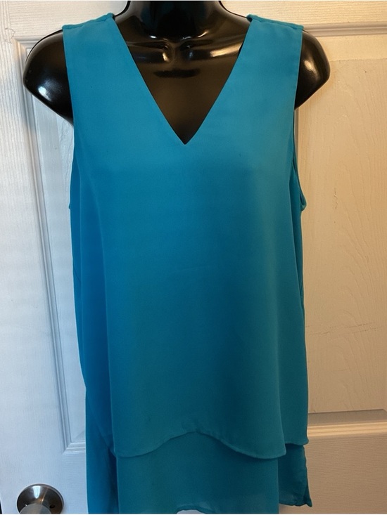 Michael Kors Tops - Michael Kors Teal Layered V-Neck Sleeveless Top